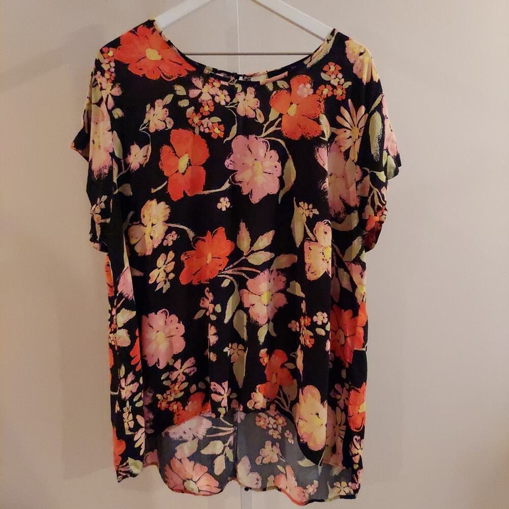 Jones Co Plus Size‎ Blouse Bold Multicolor Floral 2X Short Sleeve